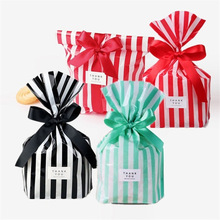 10 stks/partij Leuke Streep Candy Bag Plastic Tassen Cadeau voor Cookie Koekjes Snack Bakken Verpakking Zak Bruiloft Verjaardag Feestartikelen