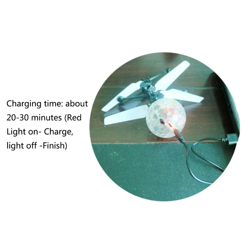 Blitz Fliegenden Ball Infrarot Induktion Bunte LED Disko RC Hubschrauber freundlicher Spielzeug