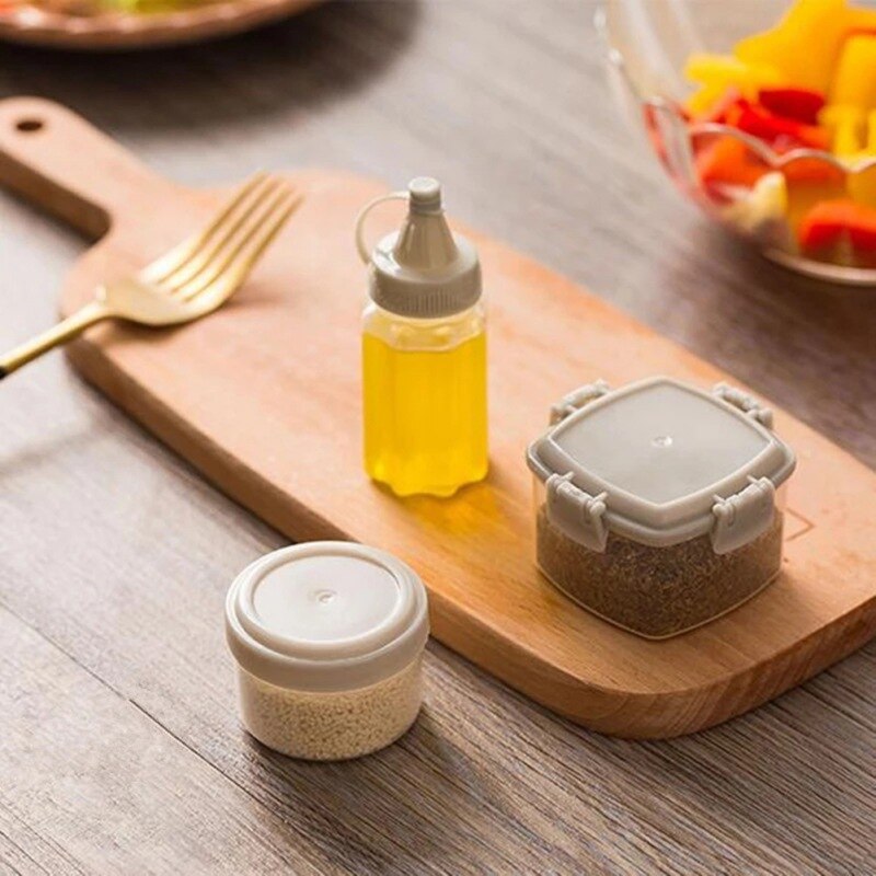 4PCS/Set Mini Portable Seasoning Box Jam Squeeze Bottle Barbecue Picnic Seasoning Sauce Bottle Kitchen Transparent Spice Jar