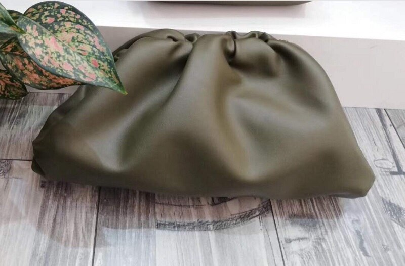 Dag clutch partij envelop portemonnee vrouwen grote grote ruches kussen tas lederen handtas zomer tas wit zwart groen