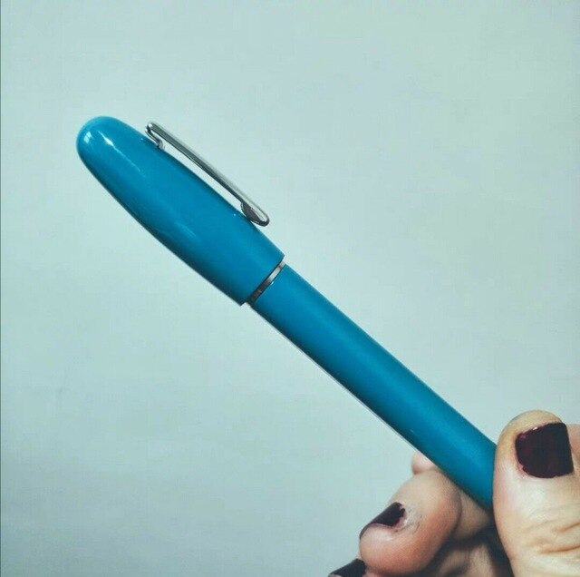 Pocket Fuliwen Fountain Pen Travel Pocket Ink Pen Screw Cap Fine Nib Stationery Office school supplies Writing Pens: Blue