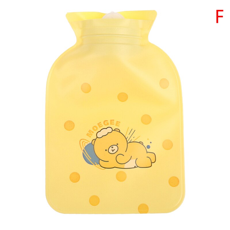 9 stilarter mini lille tegneserie bærbar vandpose vandinjektionsopbevaringspose hånd varmt vandflaske søde vandflasker: F