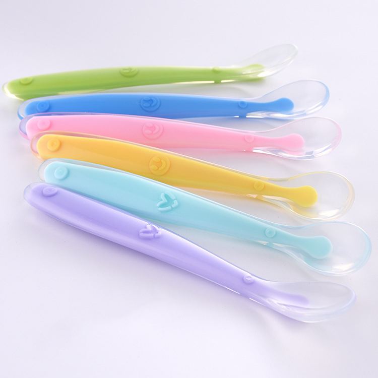 Cuillère en silicone souple pour bébé, spéciale, couleur de bonbons, détection de température, outils d&#39;alimentation pour -né, enfant