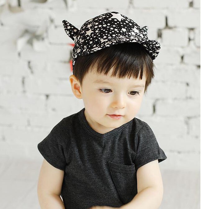 Children's Hats For Boys Net Hat For a Boy Simple Star Pattern Baby Hat Cute Devil Horn Children's Hats For Boys: Black Boys