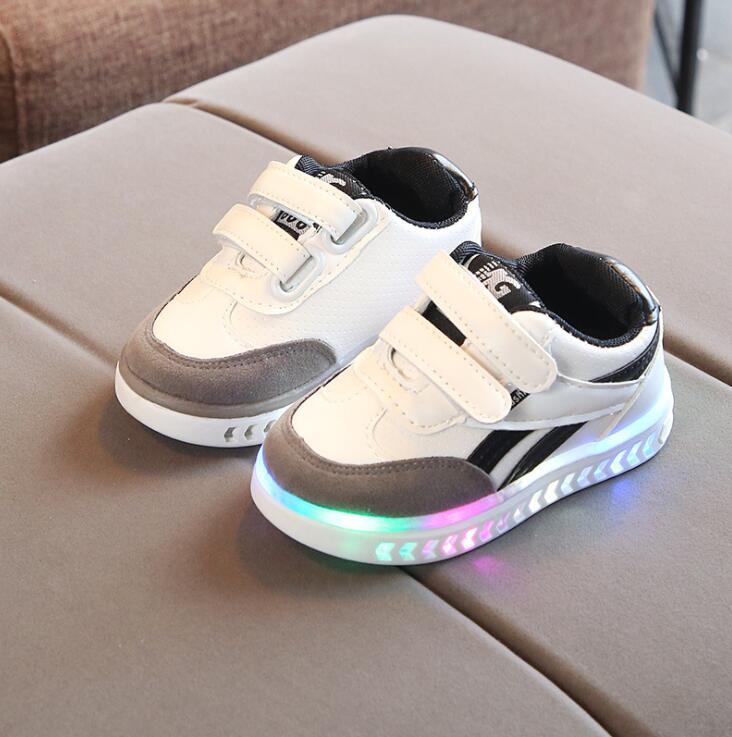 Europese LED verlichte kinderen casual schoenen lichtgevende cute kids peuters sport Schoenen leuke baby jongens meisjes sneakers