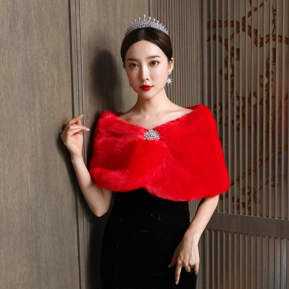 Rode Faux Fur Party Shawl Winter Warm Bridal Bolero Bruiloft Jas Bruiloft Diamanten Broche Bridal Wrap Party Cape
