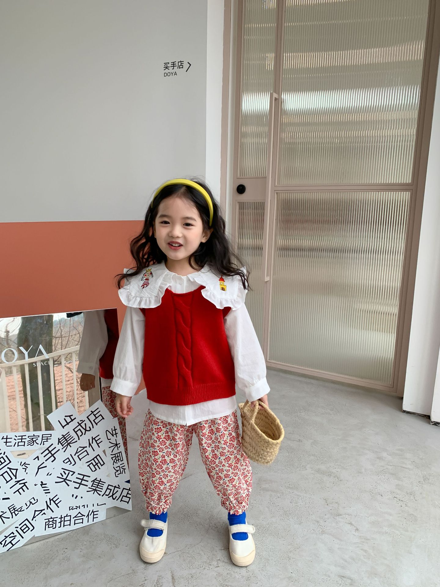 2022 Lente Kinderen Kleding Meisjes Koreaanse Revers Lange Mouwen Geborduurd Shirt Rood Vest