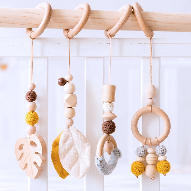 1set Animals Wooden Pendant Baby Play Gym BPA Free Food Grade Wooden Teether Toys Interactive Baby Birth Wooden Blank Toys