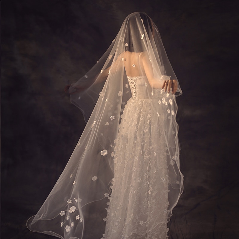 Blomma bröllop tillbehör 3m svansslöja brud romantisk bröllopsslöja 1 lager spets utan kam
