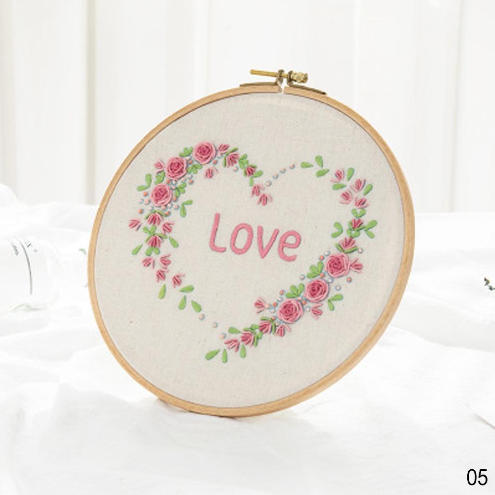 Flower Letter Pattern Embroidery Set Needlework Tools Printed Beginner DIY Embroidery Round Cross Stitch Kit Sewing Craft Kit: PURPLE
