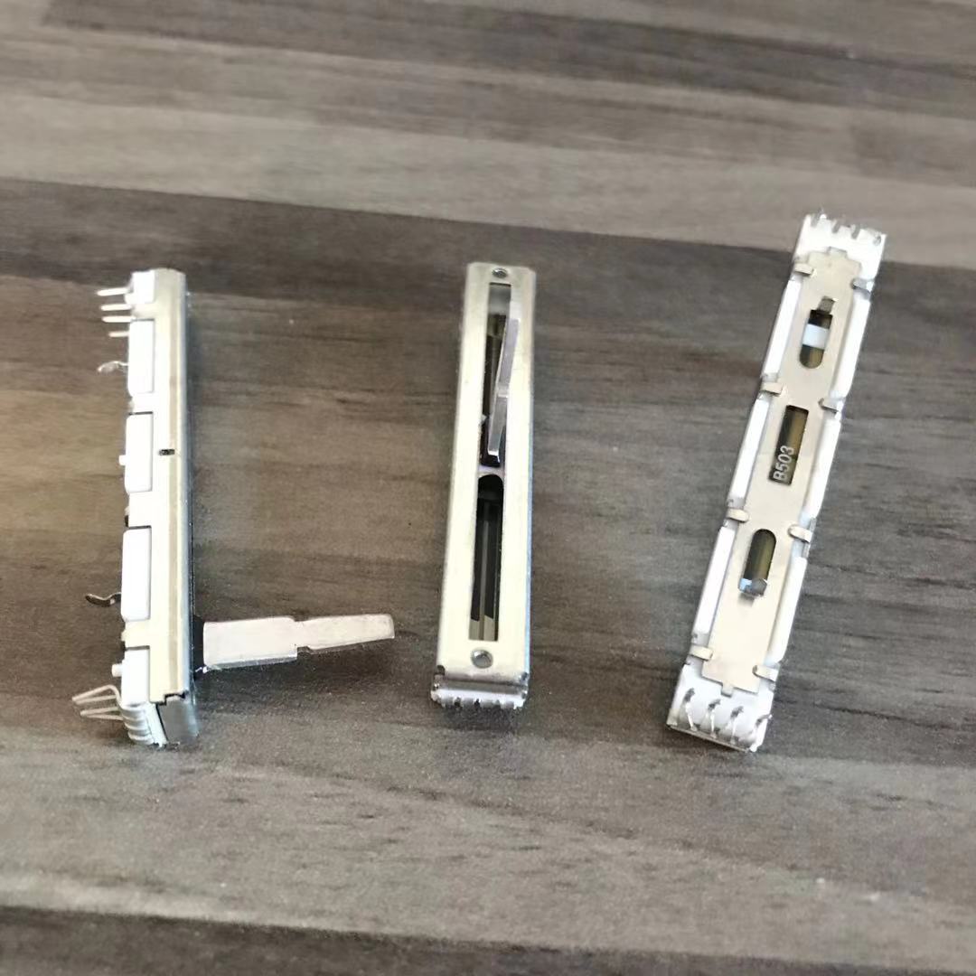 Fader del miscelatore potenziometro 6cm 60MM doppio filettato punto medio B10K B50K 20MMD 4 piedi + 4 piedi manico lungo 8 piedi-10 pz/lotto