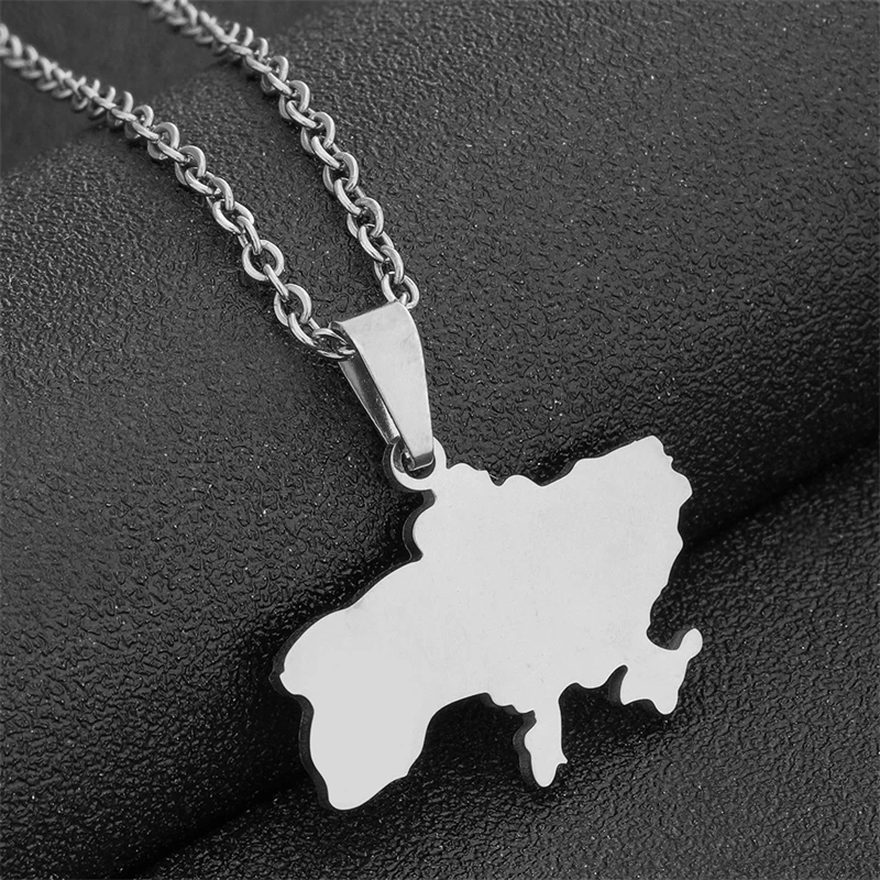 Nowy naszyjnik z mapą Ukrainy dla mężczyzn i kobiet Stal tytanowa Złoty srebrny kolor Choker Ukraina Zarys serca Flaga Biżuteria Prezent: Pokryte tytanem