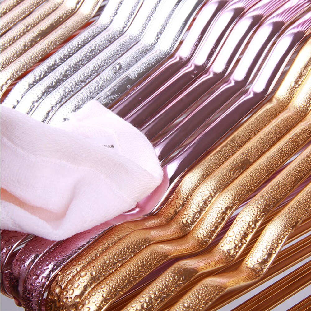 Clothes Hanger Portable Classic Style Golden Clothing Hanging Organizer Cloth Display Rack Coat Hanger for Home