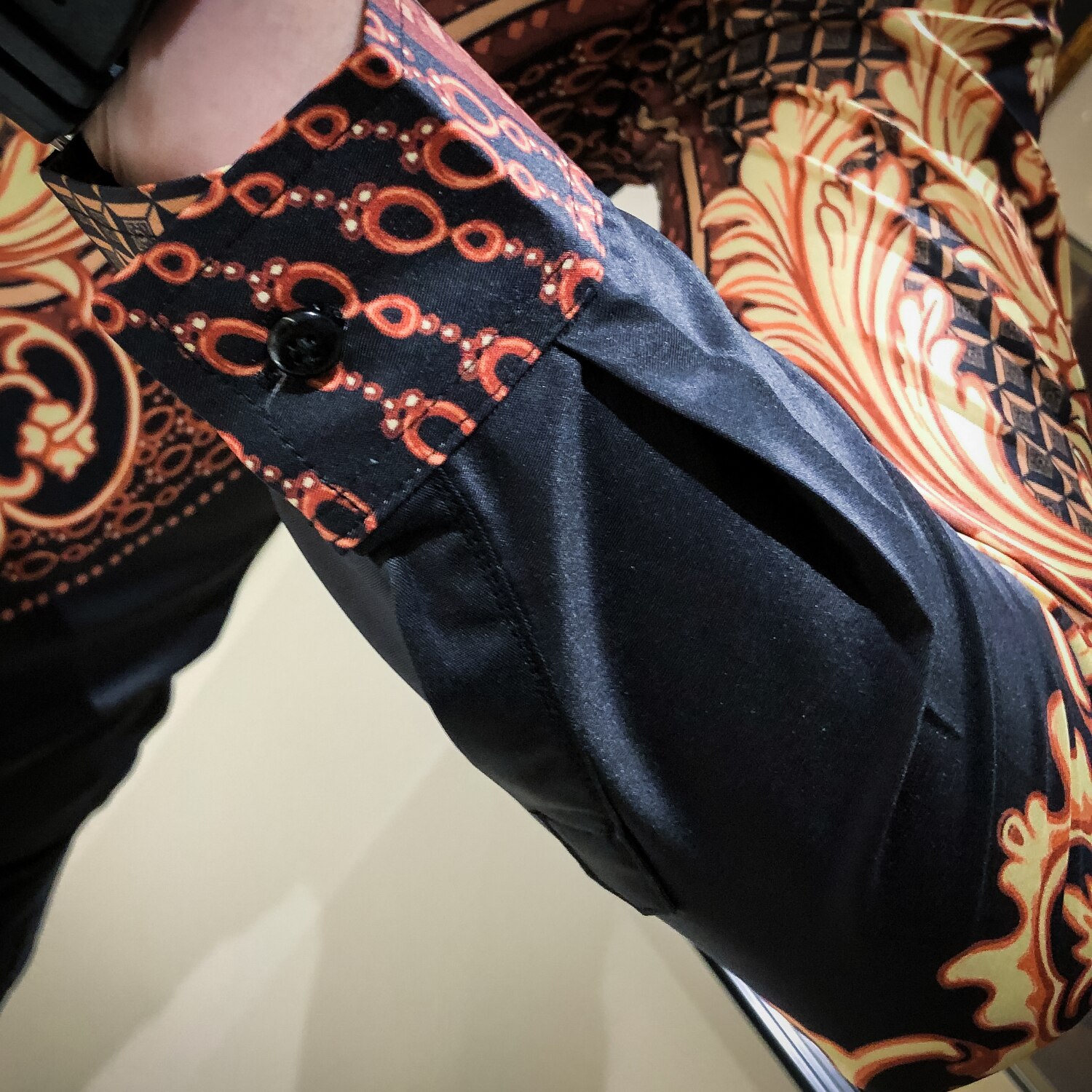 Black Gold Baroque Shirt Men Slim Fit Camisas Para Hombre Paisley Pattern Shirt Men Camisa Social Masculina Long Sleeve Shirt