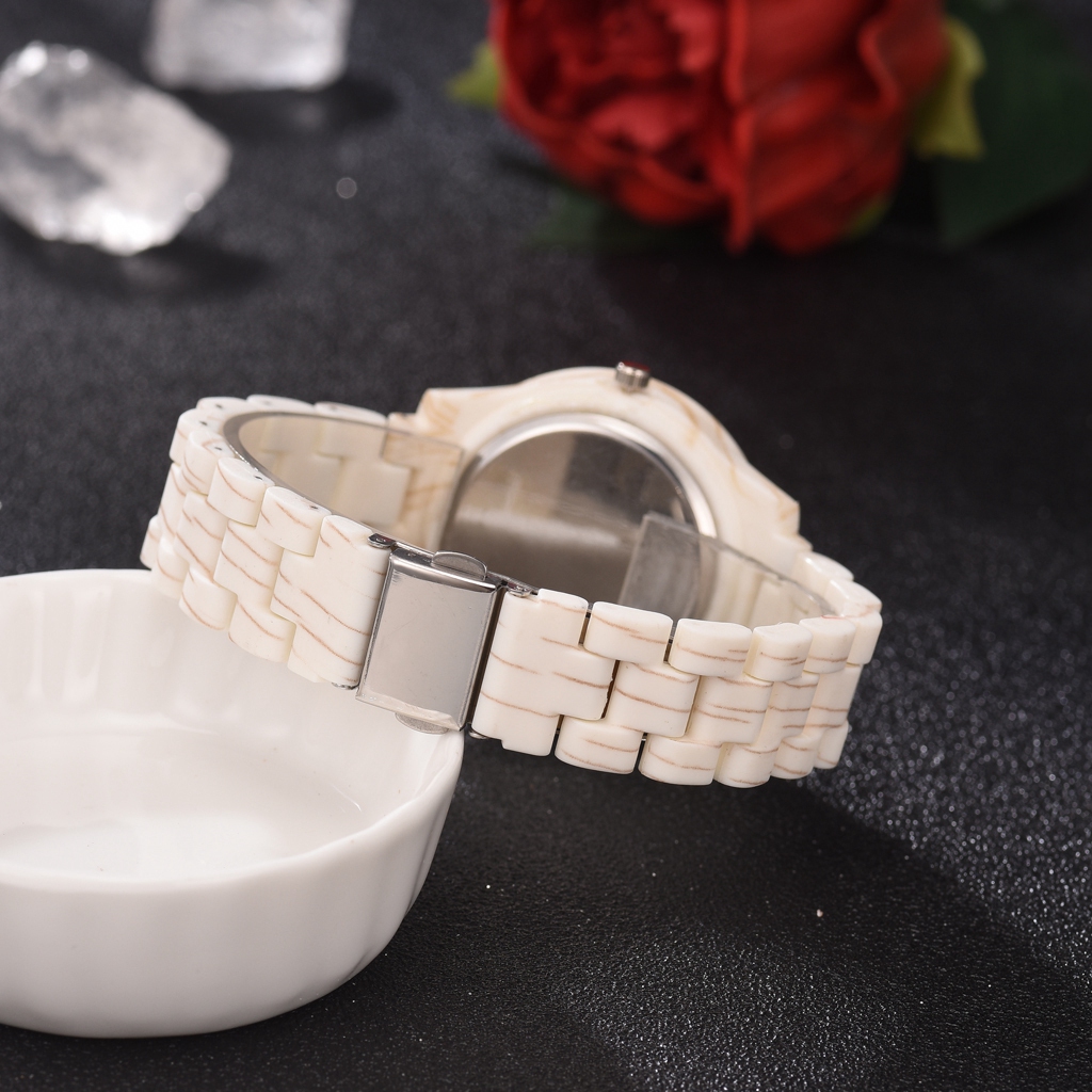 Luxe Horloges Vrouwen Houtnerf Eenvoudige Quartz Horloge Dames Eenvoud Retro Mannen Klok Relogio Mujer Masculino