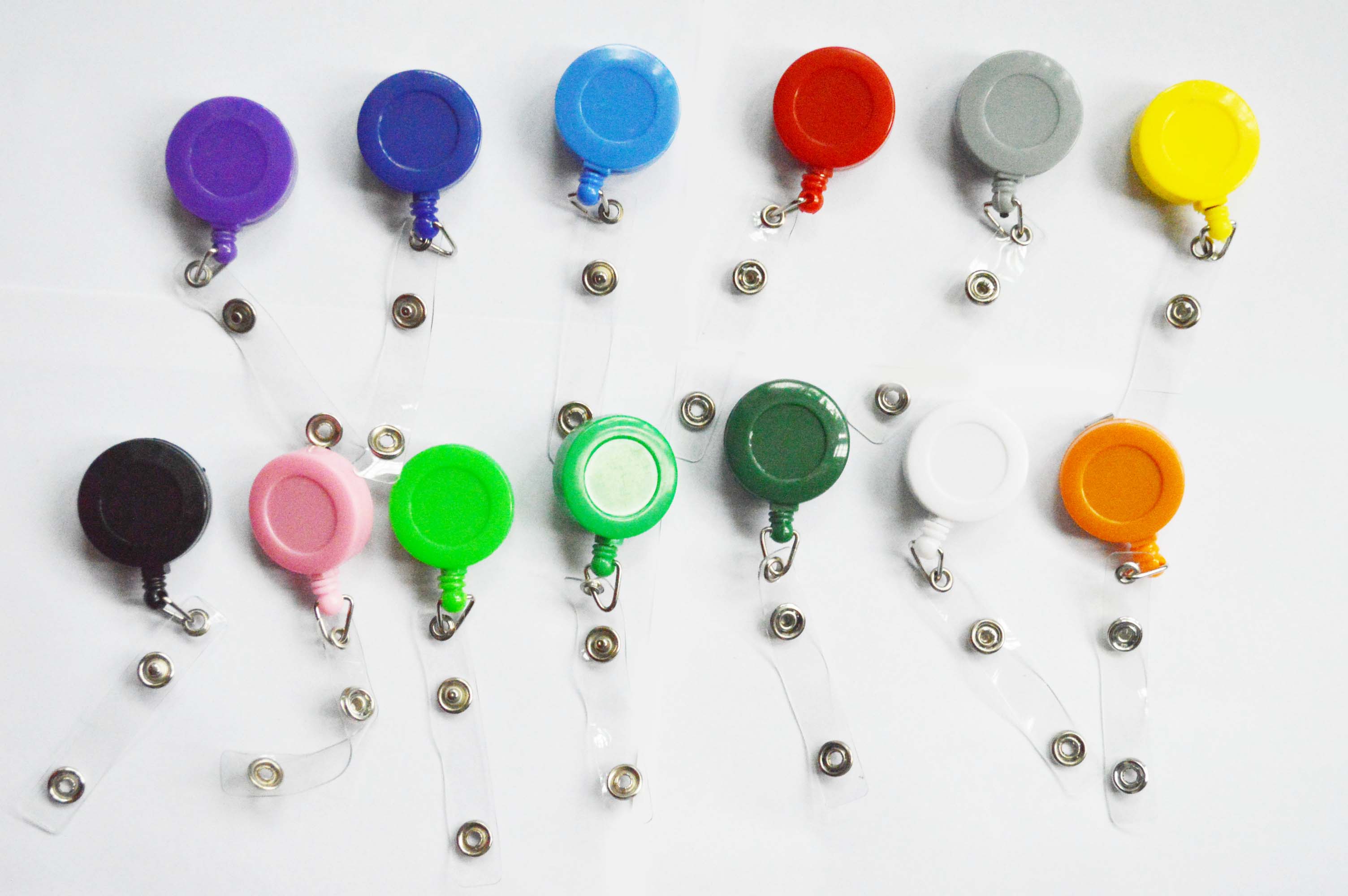 10 pcs/lot 27 couleurs rétractable Anti-perte Clip boucle de sécurité carte Badge titulaire bobines Ski Pass carte d'identité porte-clés anneau bobines Clip: pick color