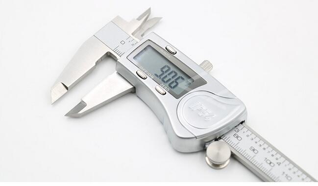 Digital vernier caliper measurement tool Stainless steel electronic digital caliper Micrometer LCD Work waterproof: stainless steel IP54