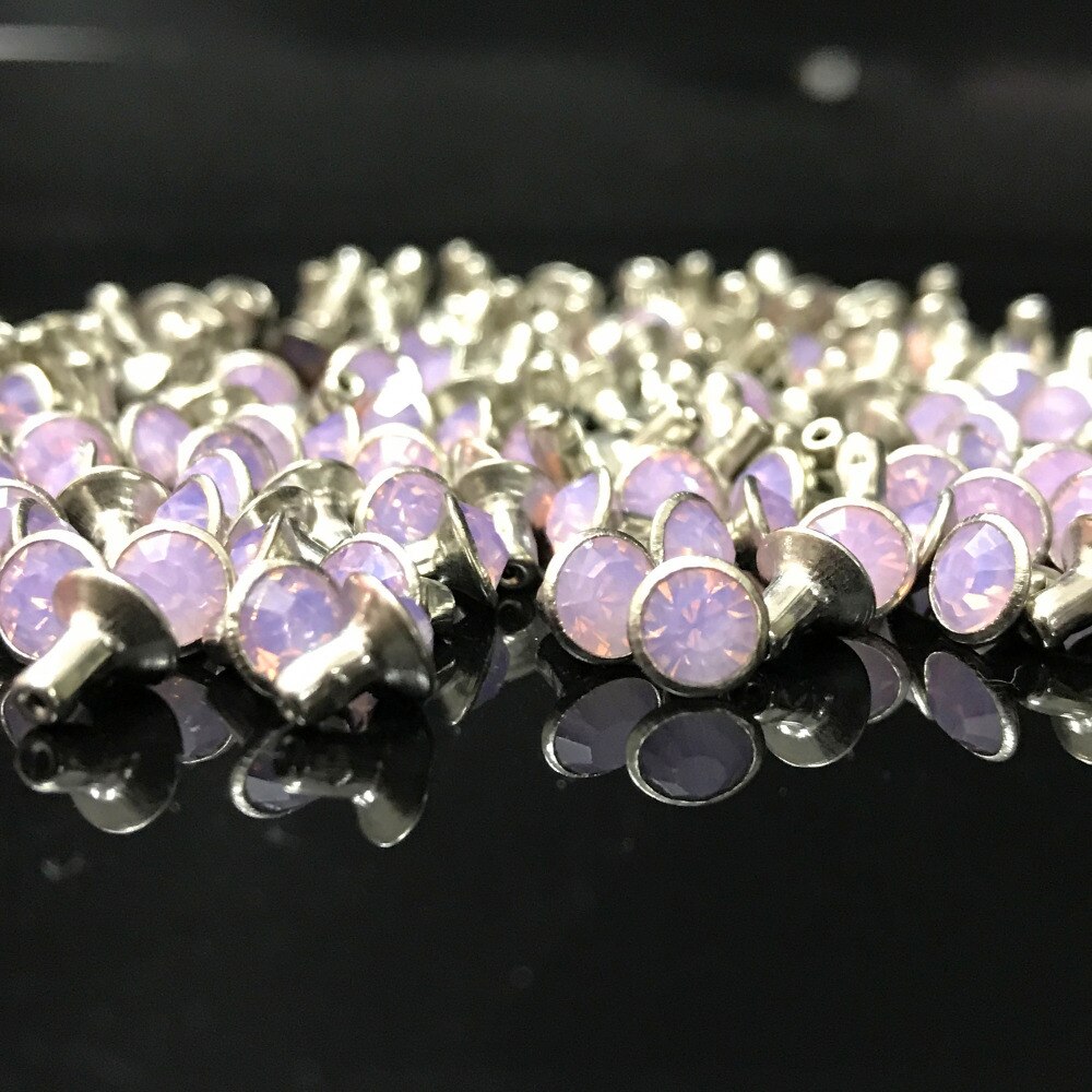 Komende diy 50 stuks 6mm rozenwater opaal cz+++ hardware klinknagels roze opaal kristal klinknagels leerbewerking punk studs passen diy maken