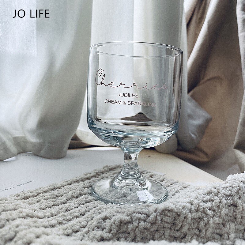 Jo life pohjoismaiseen tyyliin viini jogurtti cocktail kuppi samppanja pikari kupla jälkiruoka jäätelö lasikuppi