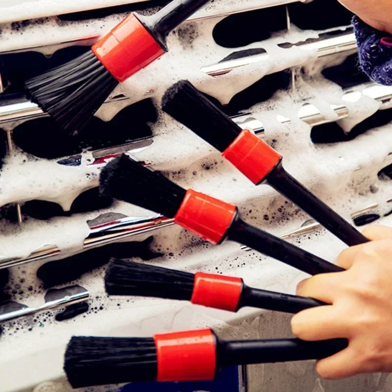 Set di spazzole per pulizia auto da 5 pezzi, adatto per la pulizia del mozzo della ruota della presa d'aria del cruscotto dell'aria condizionata senza angoli morti