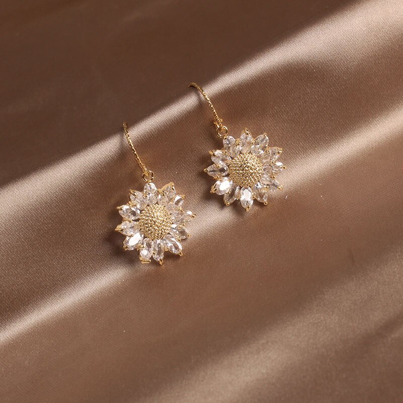 Glimmende zijaccessoires, zirkonia zonnebloem oorbellen voor dames, eenvoudige kristallen bloem oorbellen