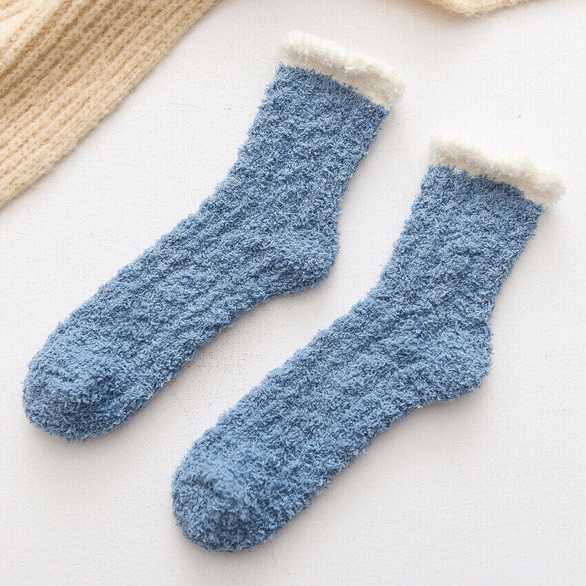 Chaussettes Kawaii en molleton de corail, résistantes au froid, chaudes, épaisses, en velours, couleur bonbon, en coton, pour dormir en hiver: Blue
