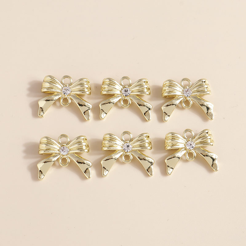 8 Uds. De bonitos colgantes de aleación chapados en oro con forma de estrella y Luna para hacer joyería DIY, accesorios hechos a mano, pendientes, collares,: Chapado en zinc azul