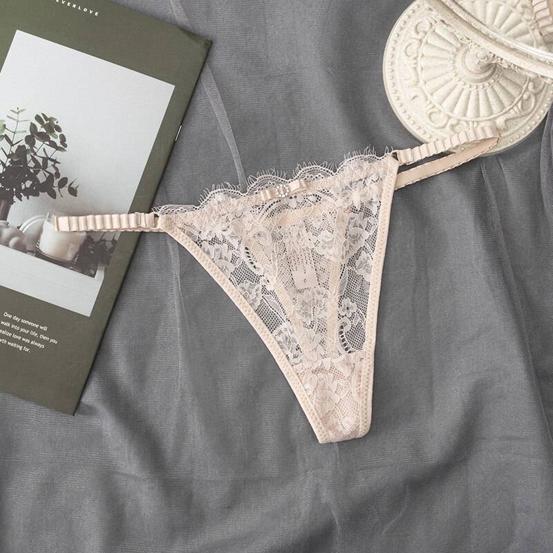 European Style Thong Sexy Lace Panties Low Waist Seamless Hollow Out G-Gtring Women&#39; Transparent T Pants Female Lingerie: Skin