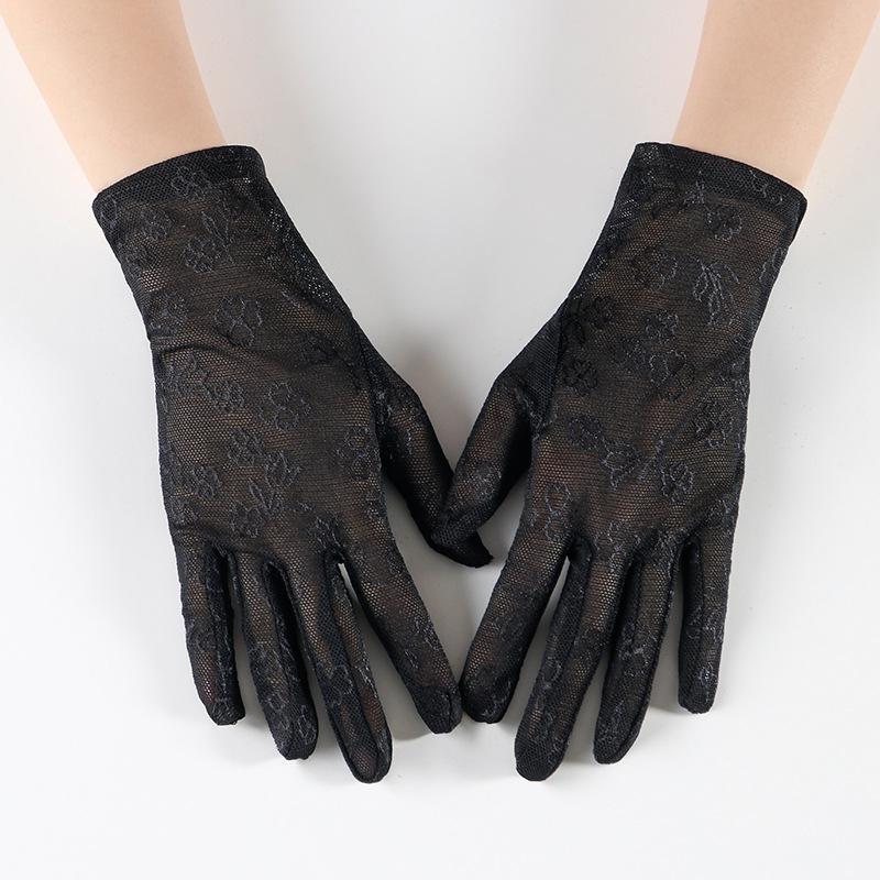 Cheap Princess Gloves For Wending Black Lace Bridal Gloves Ceremonial Sunscreen Women Wedding Accessories Gala Event Gloves Pink: color 4