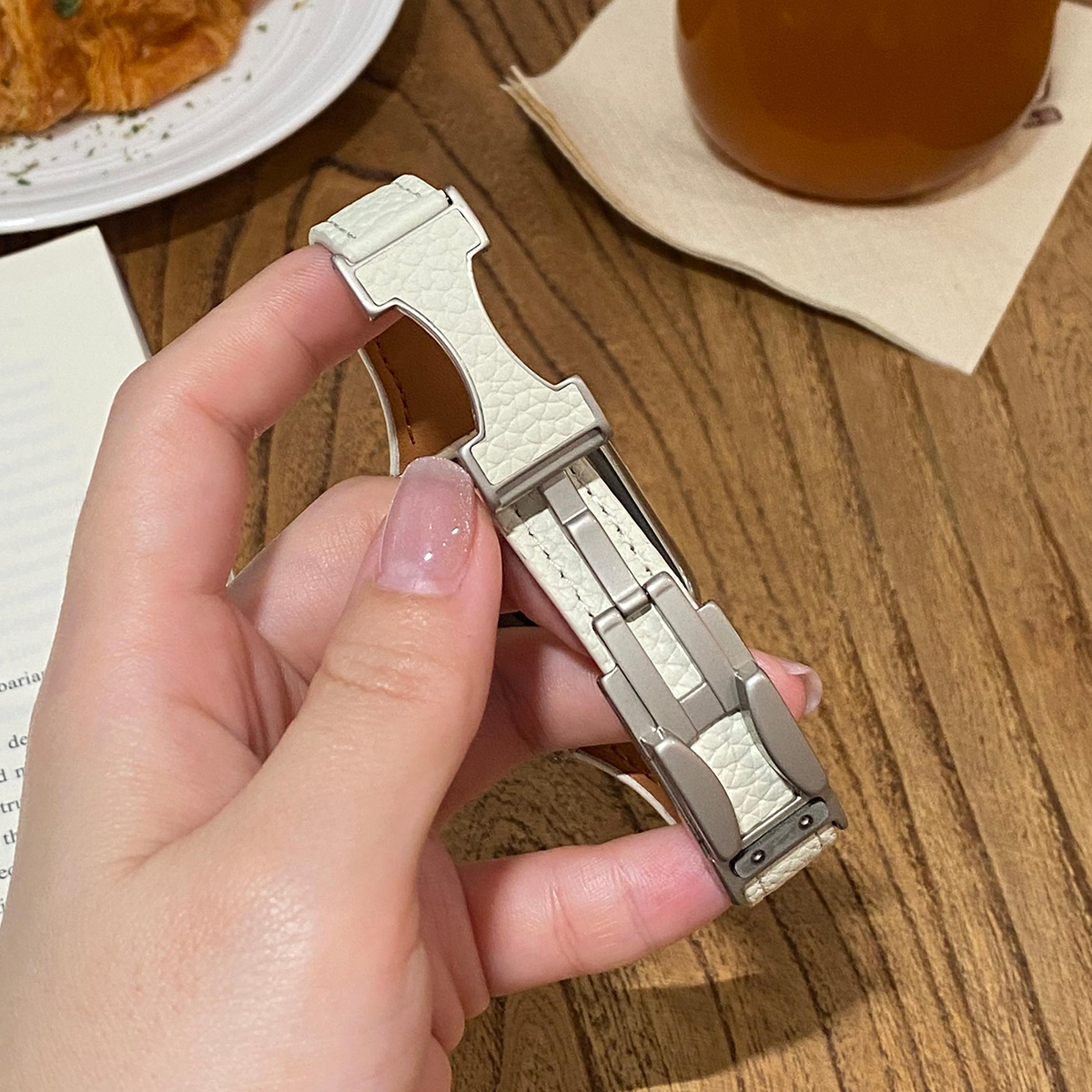 Læderrem til apple watch 10 9 8 46mm 42mm 41mm 44mm 45mm 40mm magnetisk urrem til kvinder, armbånd, iwatch 7 se 6 5 4