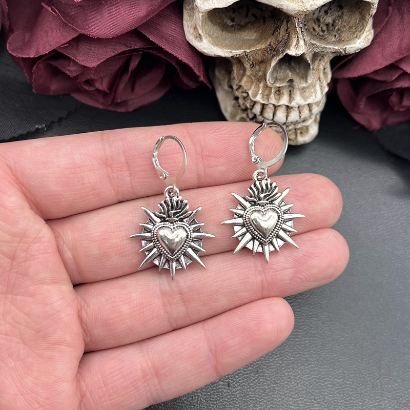 1 par de pendientes de corazón sagrado llameante, espinas esmaltadas, corazón sagrado, joyería mexicana, pendientes de corazón sagrado de Jesús, joyería religiosa: orange