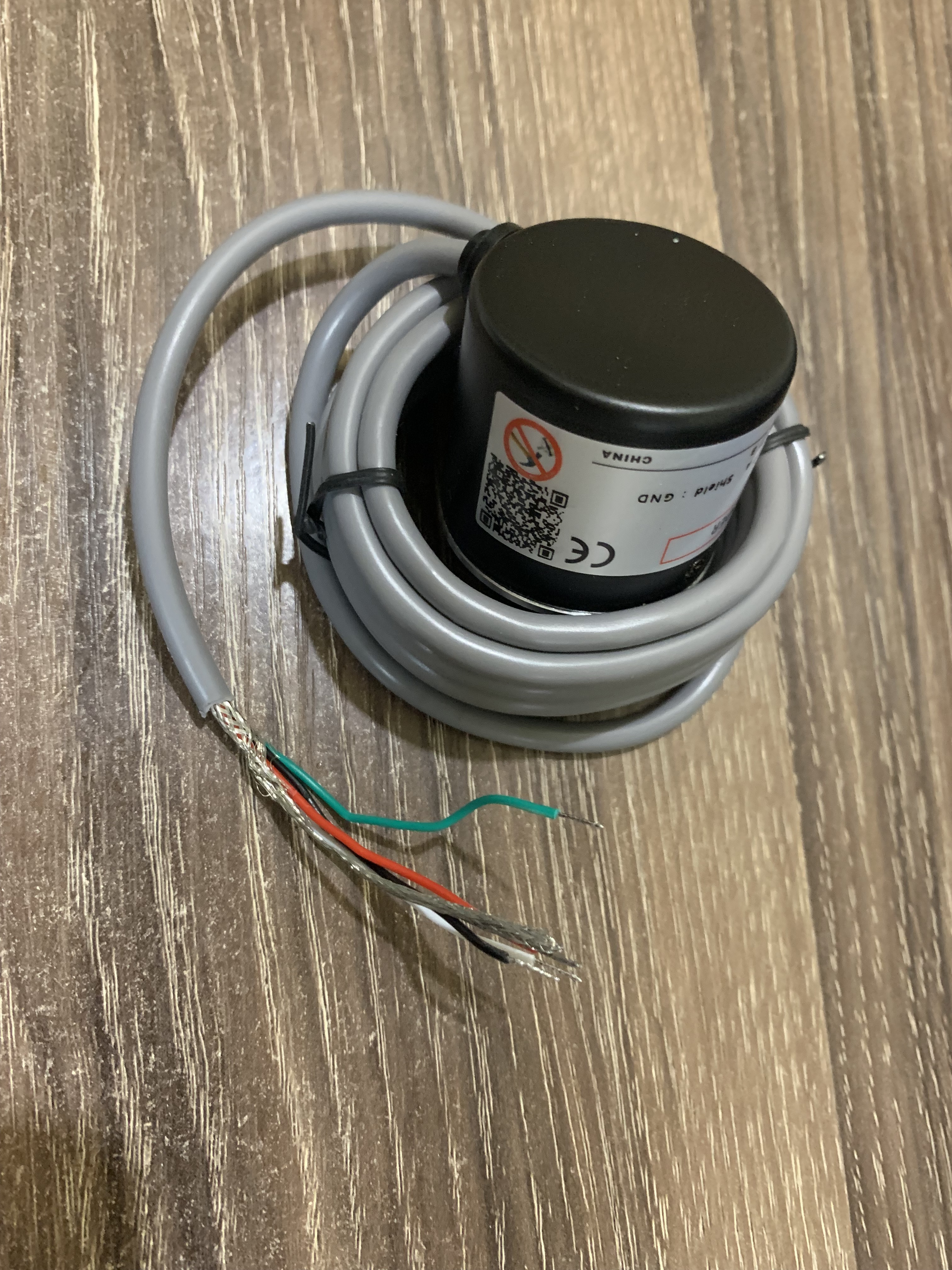 Flambant neuf original authentique c-lin CHA38S-E-400 tension sortie quatre fils encodeur rotatif DC5V--24V longueur de ligne 2 mètres