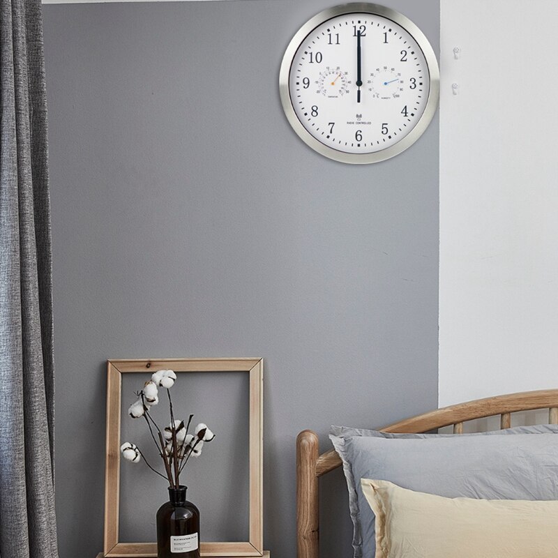 12Inch Clock Automatic Time Adjustment Scanning Radio Controlled Clock Temperature Hygrometer Wall Clock Quiet