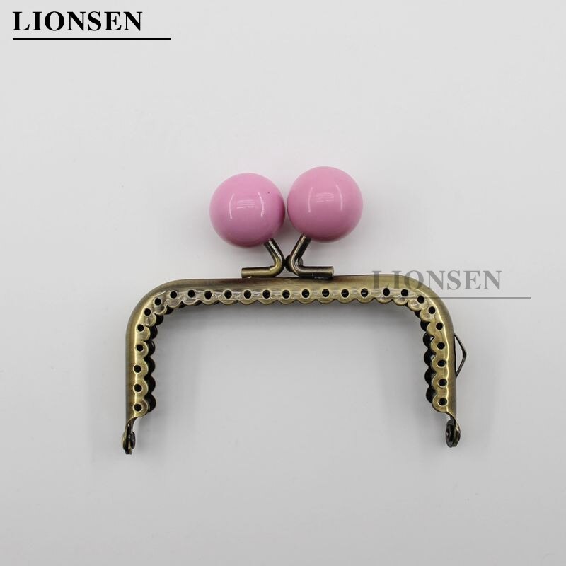 LIONSEN 8.5cm duże koraliki antyczny brąz kwadratowy metalowy uchwyt do torebki do torby sprzęgła akcesoria torebkowe dokonywanie pocałunek blokada zapięcia: Różowy