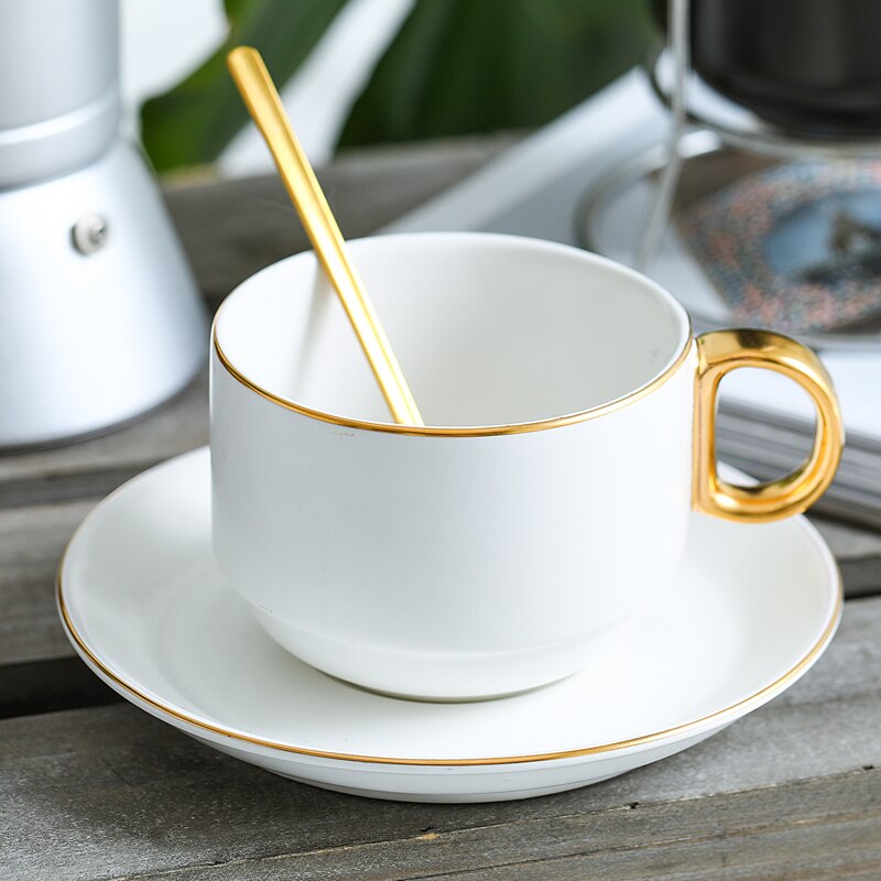 Nordiska kaffekoppset guldkant te kopp och fat porslin kaffemuggar te set tazas de ceramica mate koppar  ac50bd