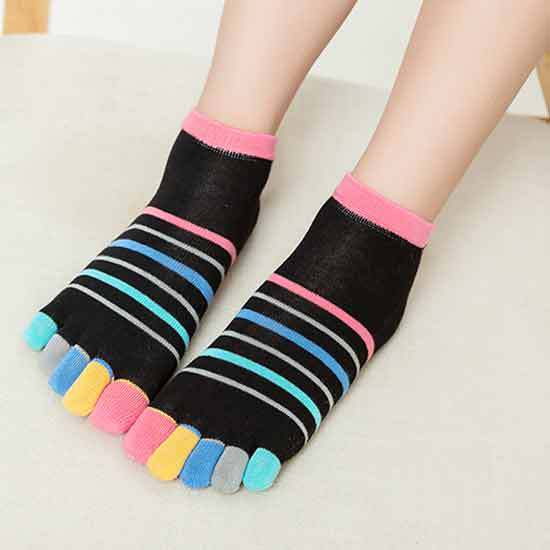Bouillon fabrik direkte bomuld fem-finger sokker kvindelige slik farve forår og efterår korte rør sokker med bomuld tå sokker