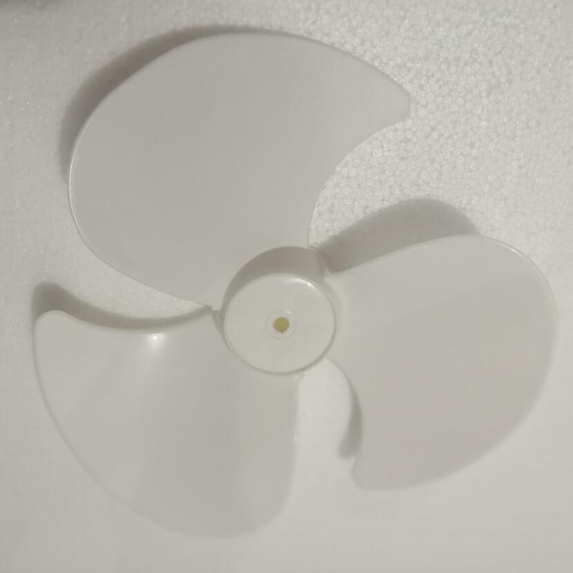 Voorradig 12 inches wit plastic tafel fan onderdelen fan blade 0.8 cm