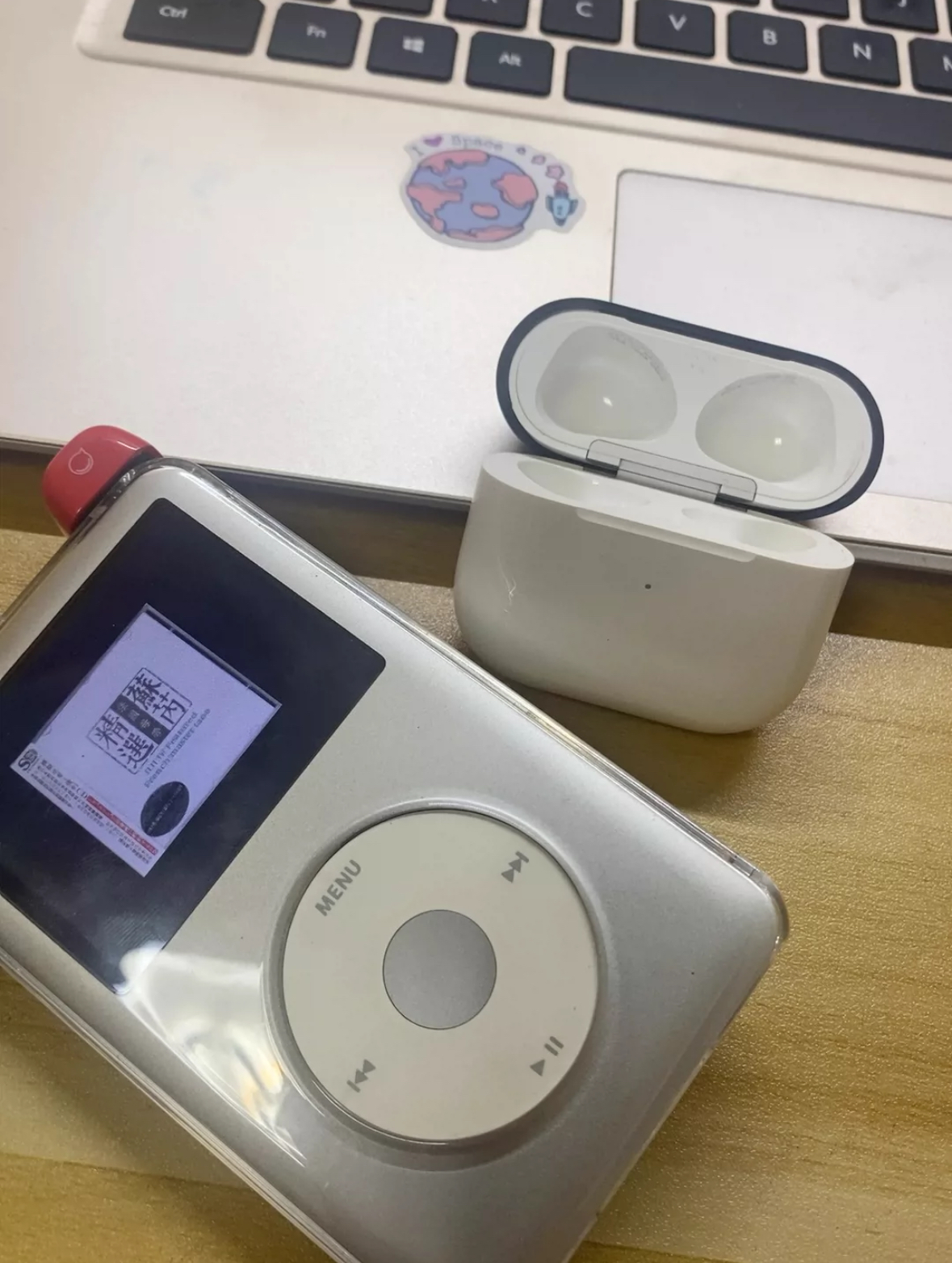 IPod classic iPod mini iPod nano iPod shuffle iPod touch Adaptador Bluetooth 5.0 Adecuado para todo tipo de dispositivos electrónicos