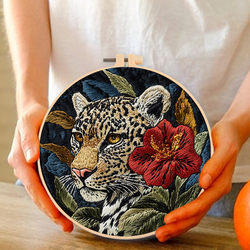 Tiger Stamped Cross Stitch Embroidery Kits with Hoop Cloth Color Thread