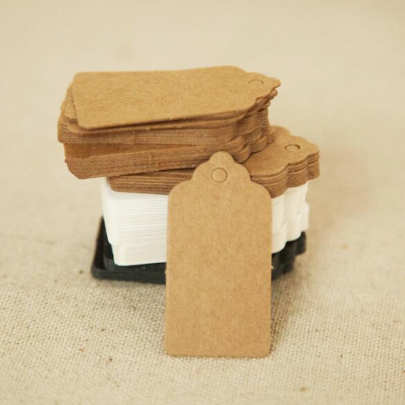 100 st 2*4cm lager kraftpapper hängetiketter bokmärke bröllop jul pilgrimsmussla etikett tomt bagage event & festtillbehör