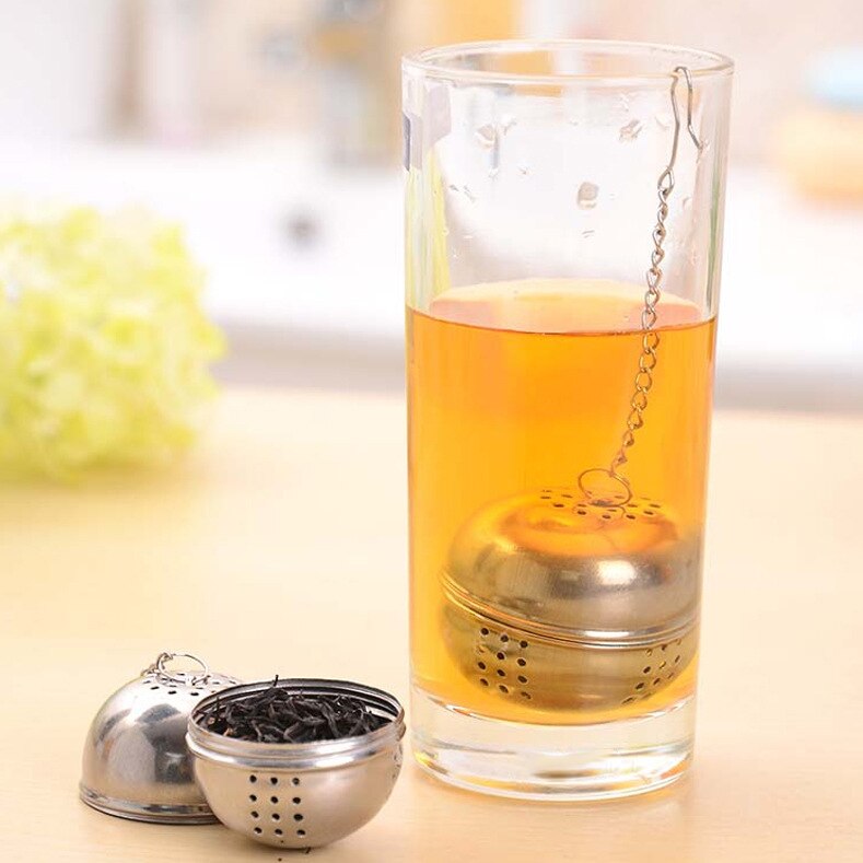 Gjenbrukbart rustfritt stål ball te infuser mesh filter sil ts skvis sil metall håndtak skje kjøkken tilbehør