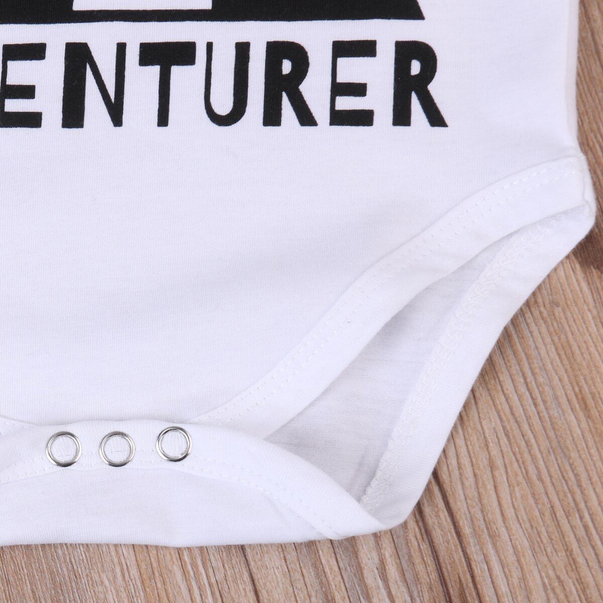 Newborn Baby’s Short-sleeved Jumpsuits Summer Unique Triangle and Letter Print One-piece Triangle Bodysuits For Baby Boys Dad