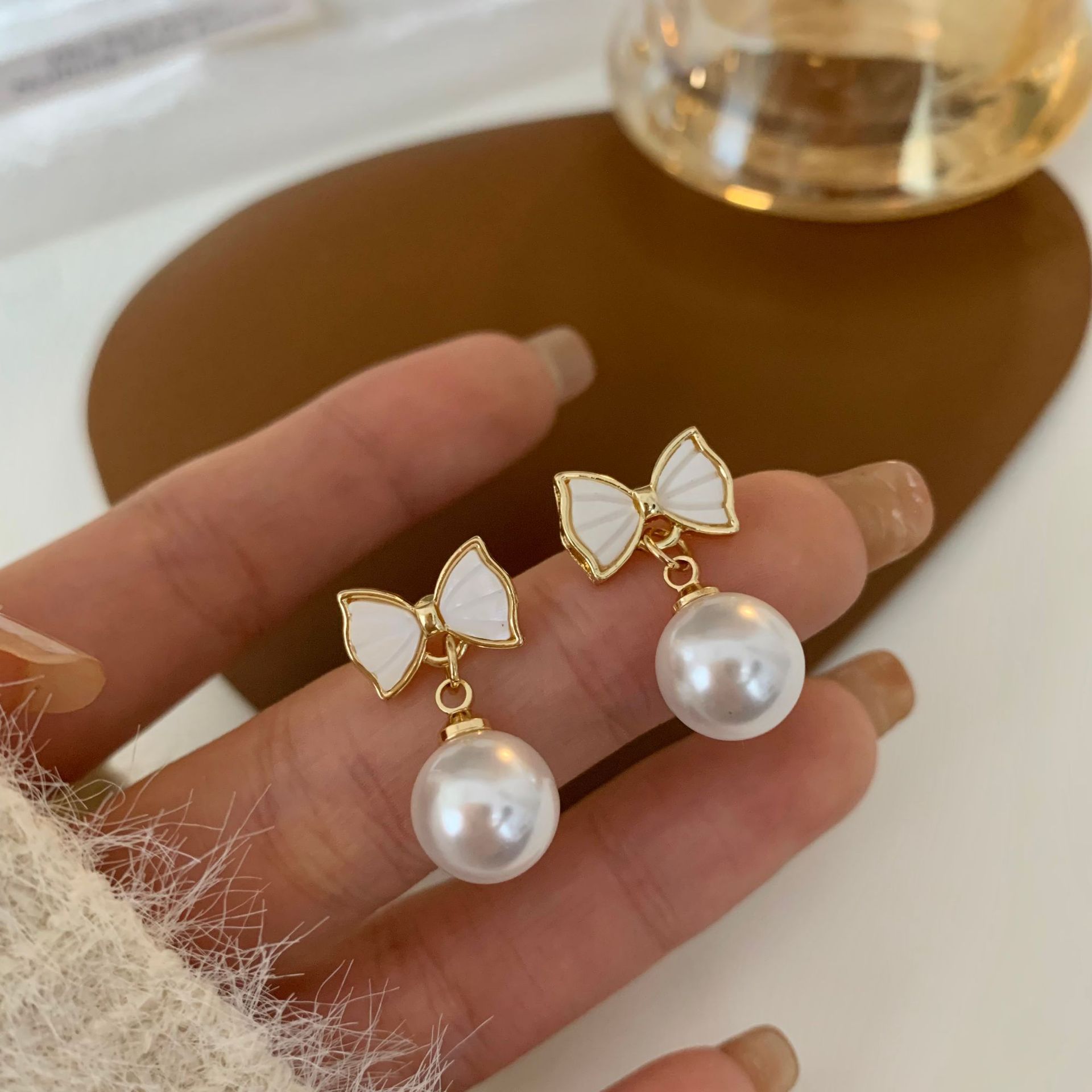 Simple Lady Pearl Ear Clip Earrings South Korean Bow Imitation Pearl Clip on Earrings Non Pirced Ears for Women