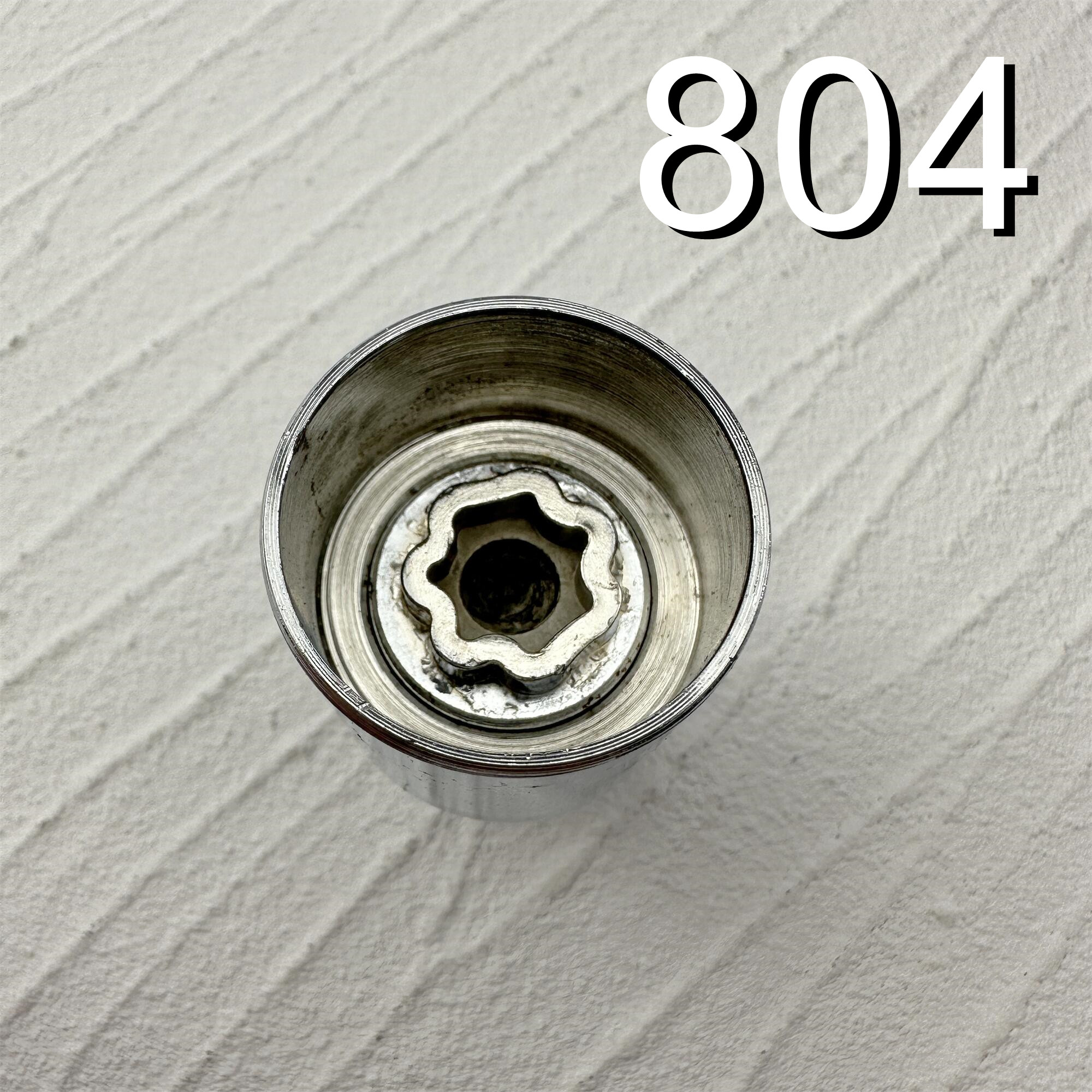 Protect Your Jeep with BOLT BOSS Anti-Theft Screws - , Easy Disassembly: Red