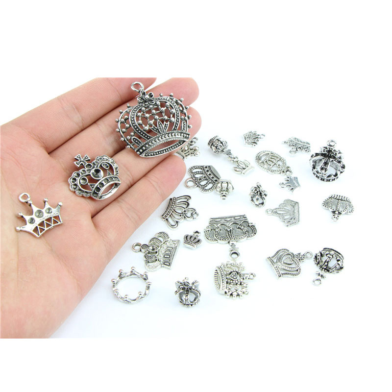 10 stks/partij Willekeurige Mix Koning Crown Charms Hangers Lot Armband Metalen Drijvende Bedels Voor Craft Ketting Bevindingen Sieraden Maken