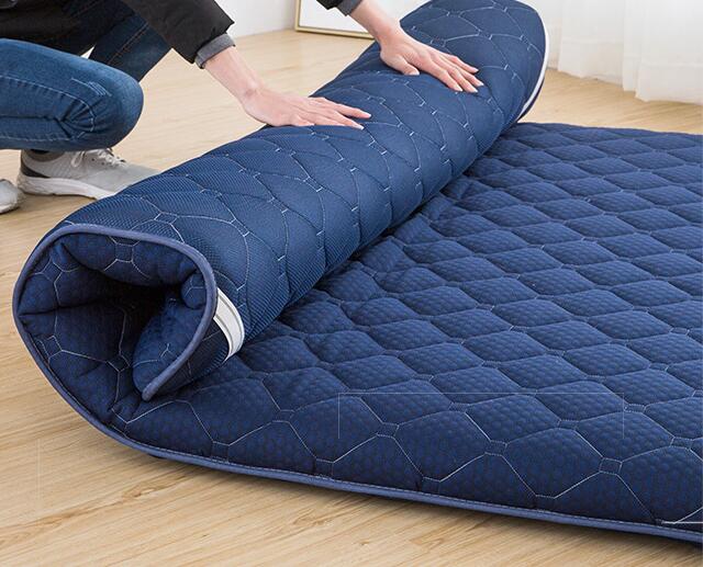 Monteret madras quiltet gulv futon madras blød tyk sammenklappelig madras komfort bærbar camping sovende gæsteseng