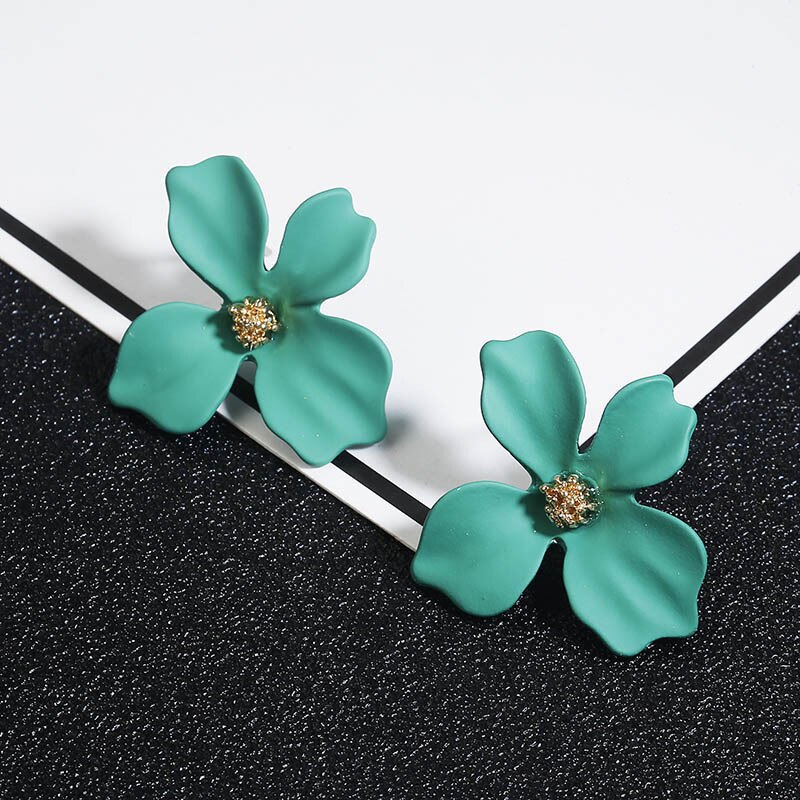 Leuke Kleine Daisy Bloemen Stud Oorbellen Voor Vrouwen Koreaanse Sweet Crystal Flower Earring Meisjes Mode Elegante Sieraden: Licht Geel Kleur