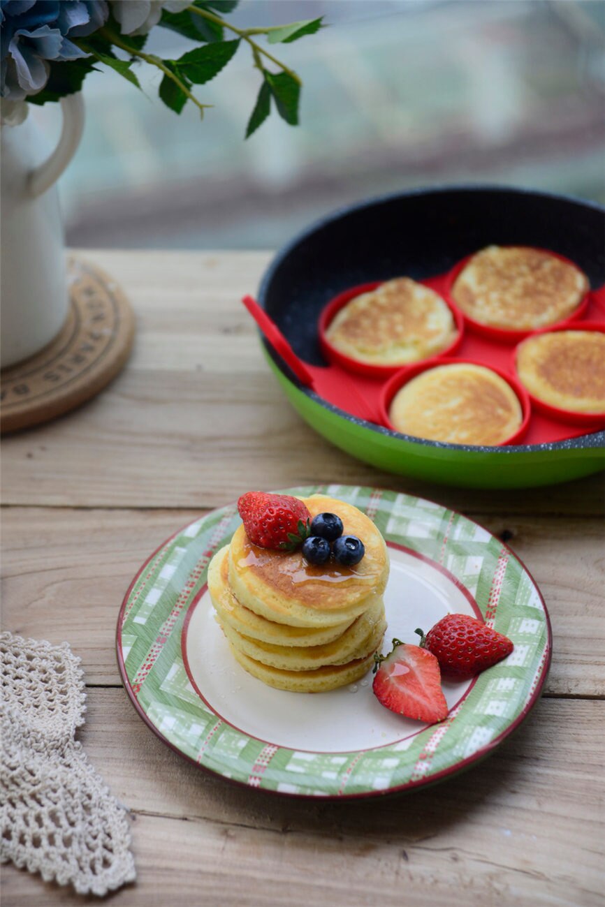 1 x Pancake Maker Product Fantastic Fast & Easy Way to Make Perfect Cooking Tool 35*16*1.5cm Aug#1