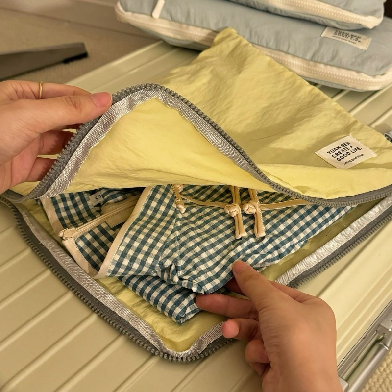 Lichtgewicht reisorganizer van nylon, waterdichte bagage-organizer, opbergtas voor kleding en ondergoed, kledingdispenser.