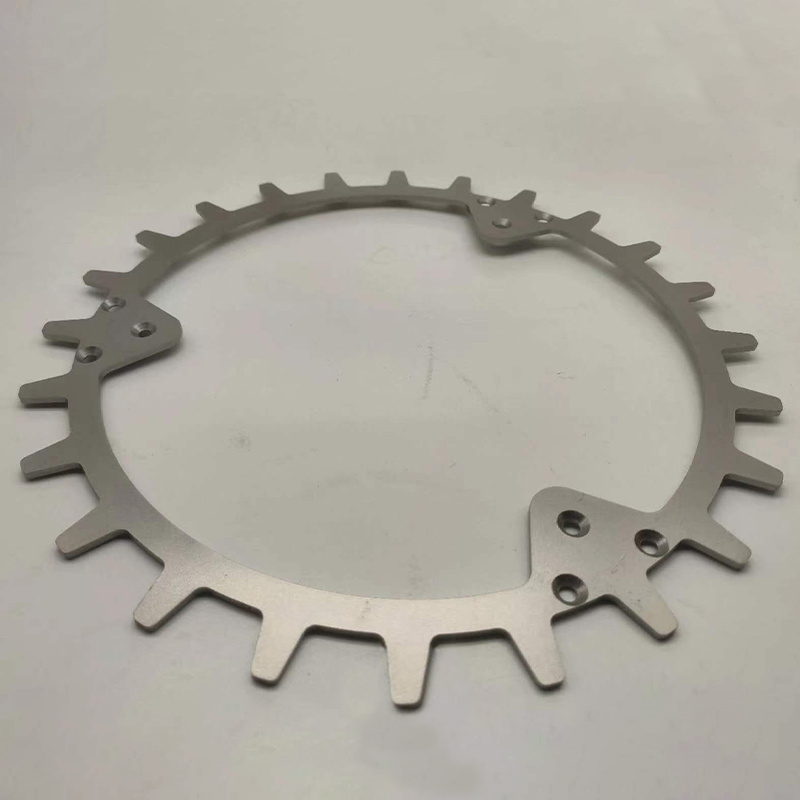 Kit de ayuda de tracción con picos para cortacésped Husqvana Automower 330 420 430 550, clavos antideslizantes con accesorios de 18 tornillos